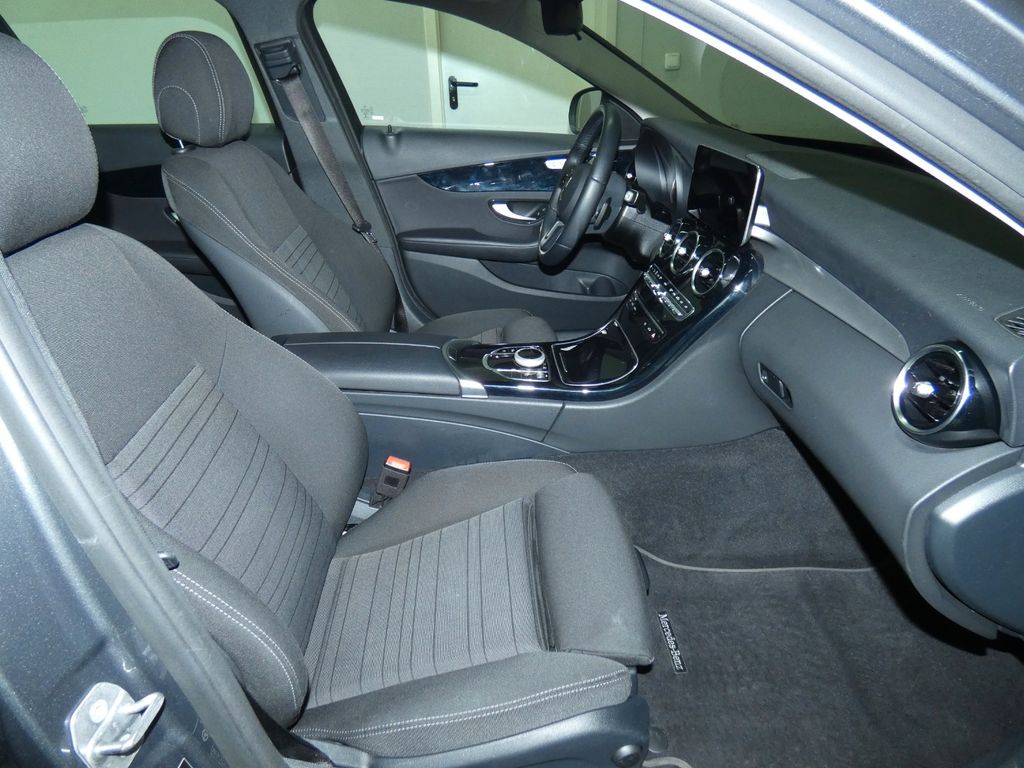 Mercedes-Benz C 200 2021