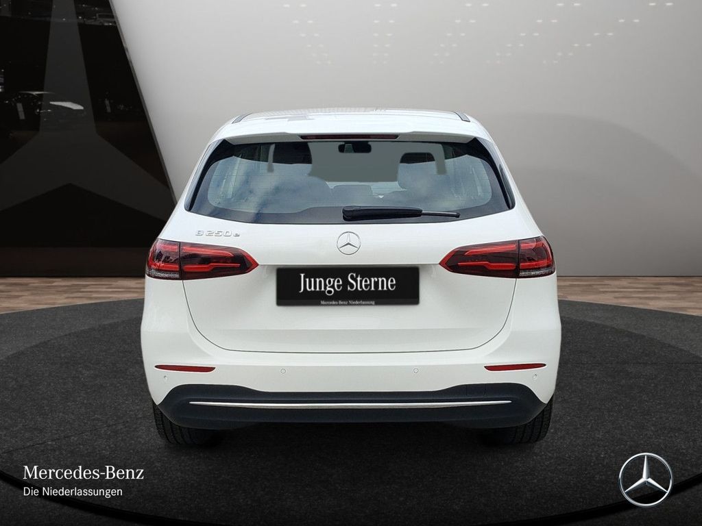 Mercedes-Benz B 250 2022