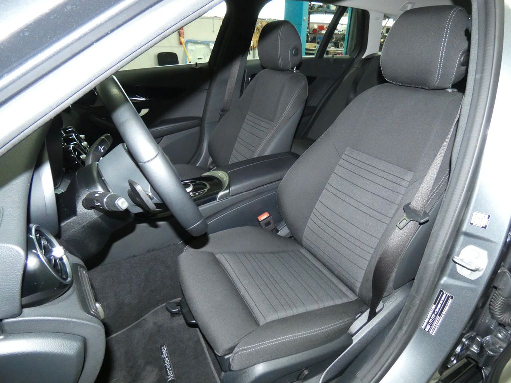 Mercedes-Benz C 200 2021