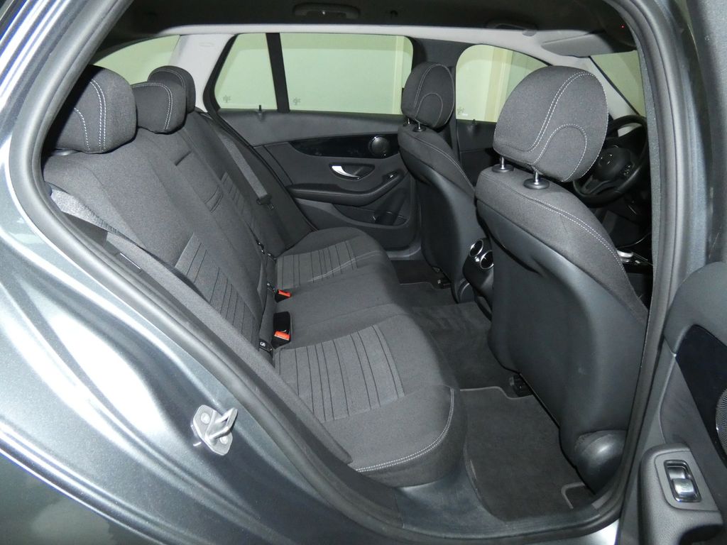 Mercedes-Benz C 200 2021
