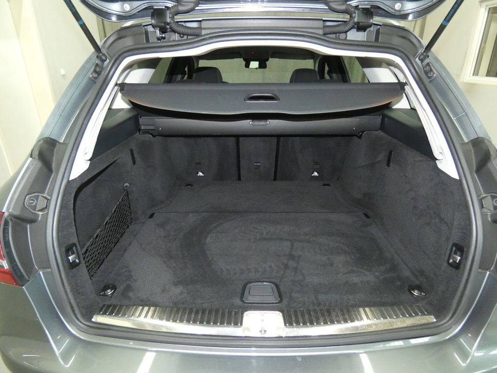 Mercedes-Benz C 200 2021