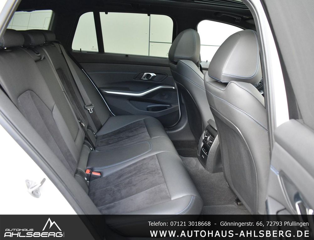 BMW 318 2024