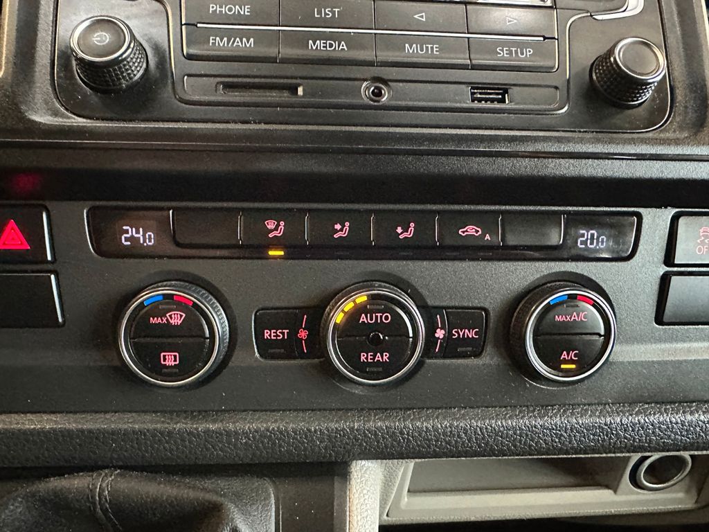 Volkswagen T6 Caravelle 2019