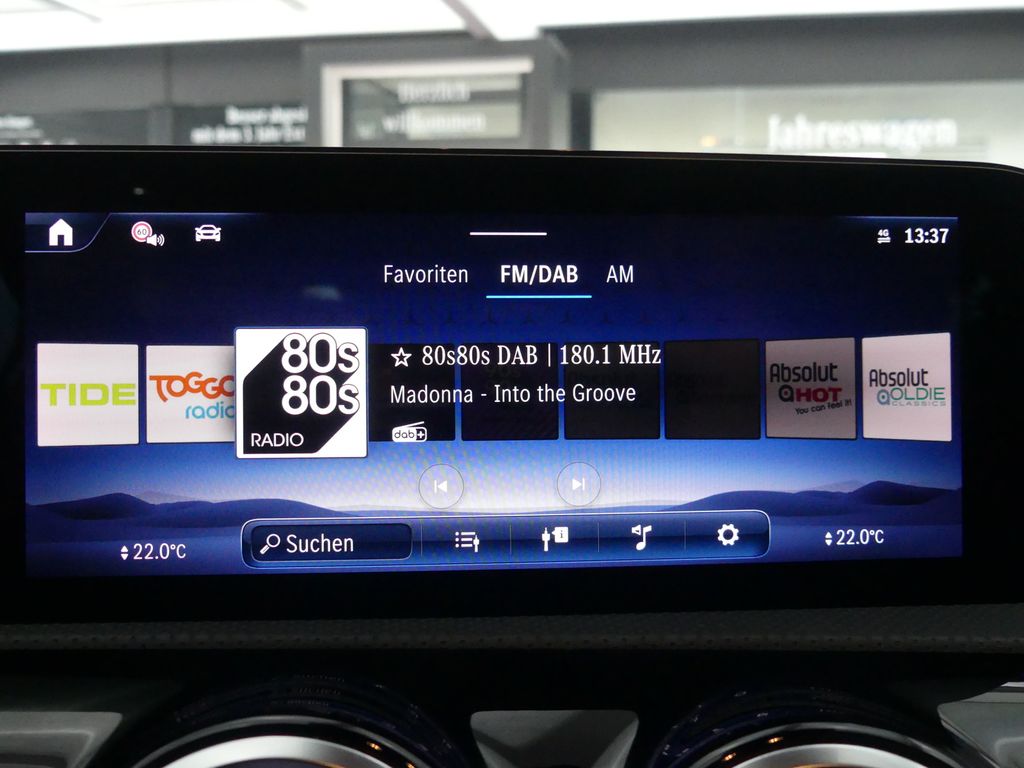 Mercedes-Benz CLA 200 2025