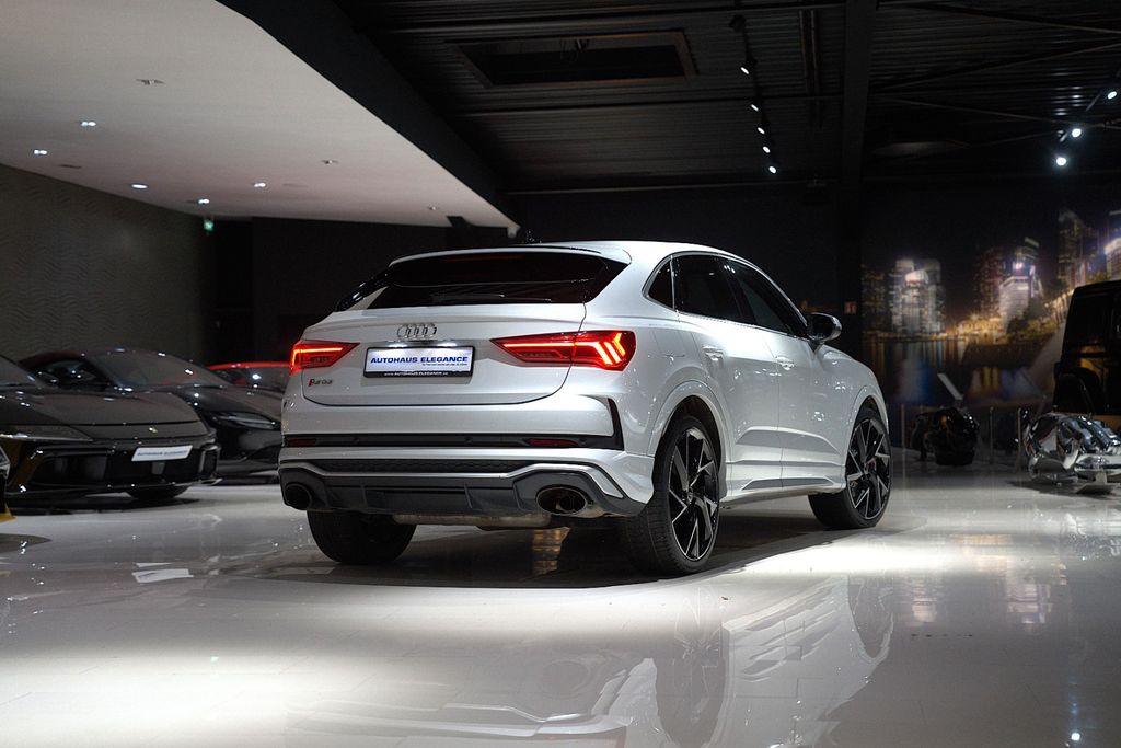Audi RSQ3 2022