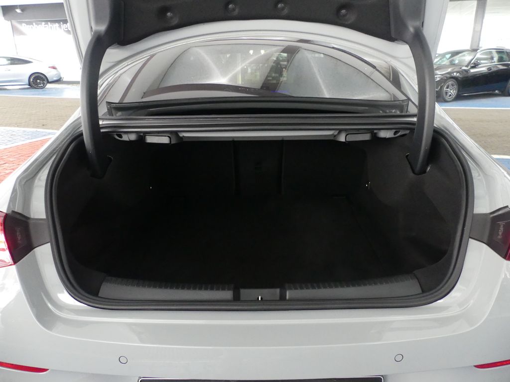 Mercedes-Benz CLA 200 2025