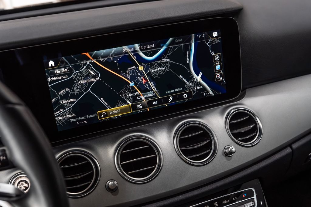 Mercedes-Benz E 300 2021