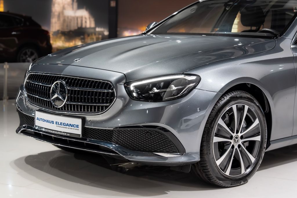 Mercedes-Benz E 300 2021