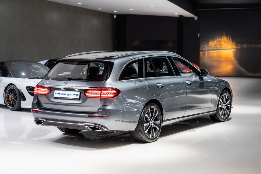 Mercedes-Benz E 300 2021