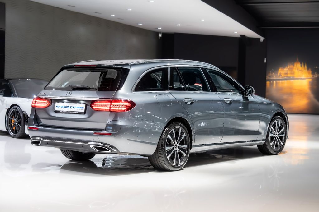 Mercedes-Benz E 300 2021