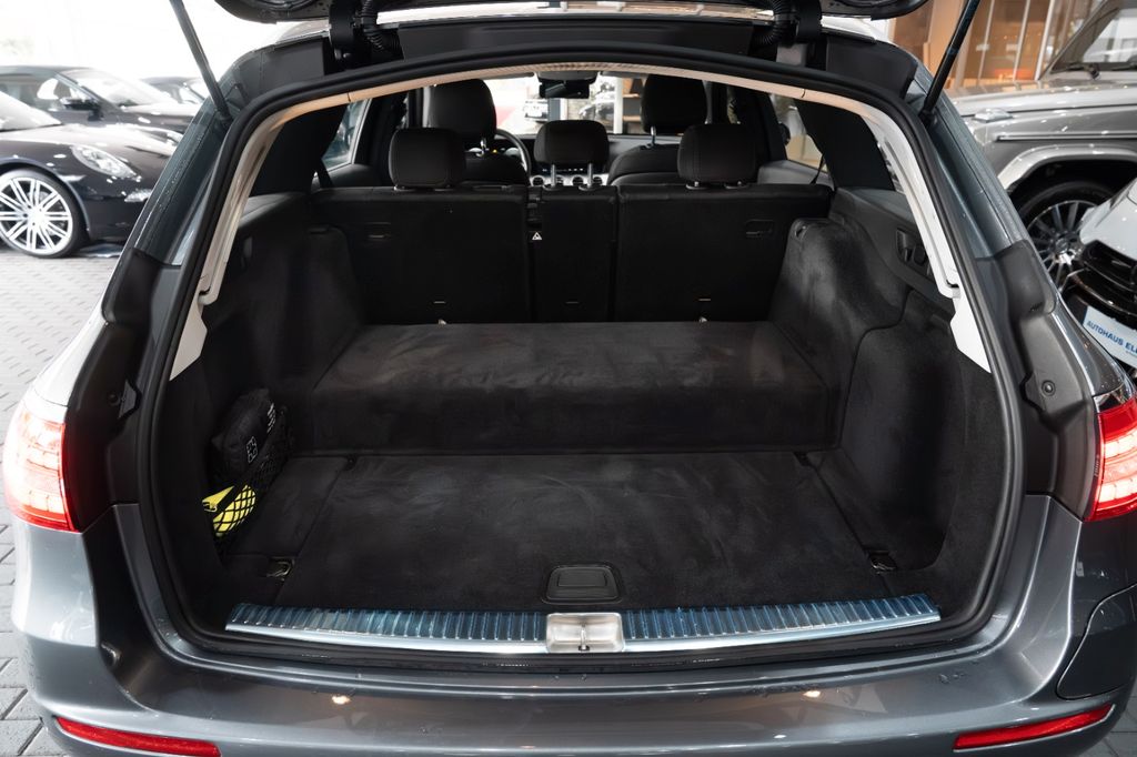 Mercedes-Benz E 300 2021