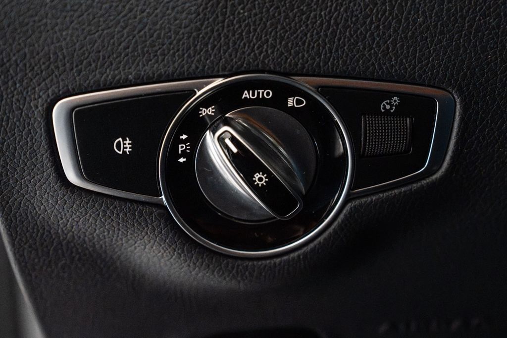 Mercedes-Benz E 400 2021