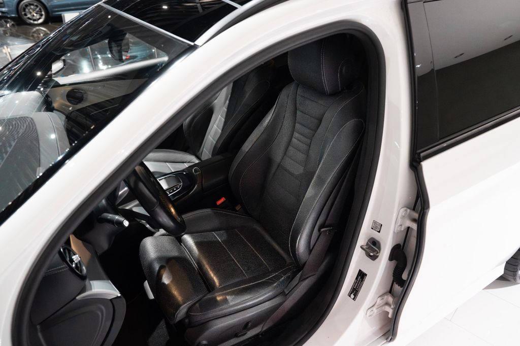 Mercedes-Benz E 400 2021