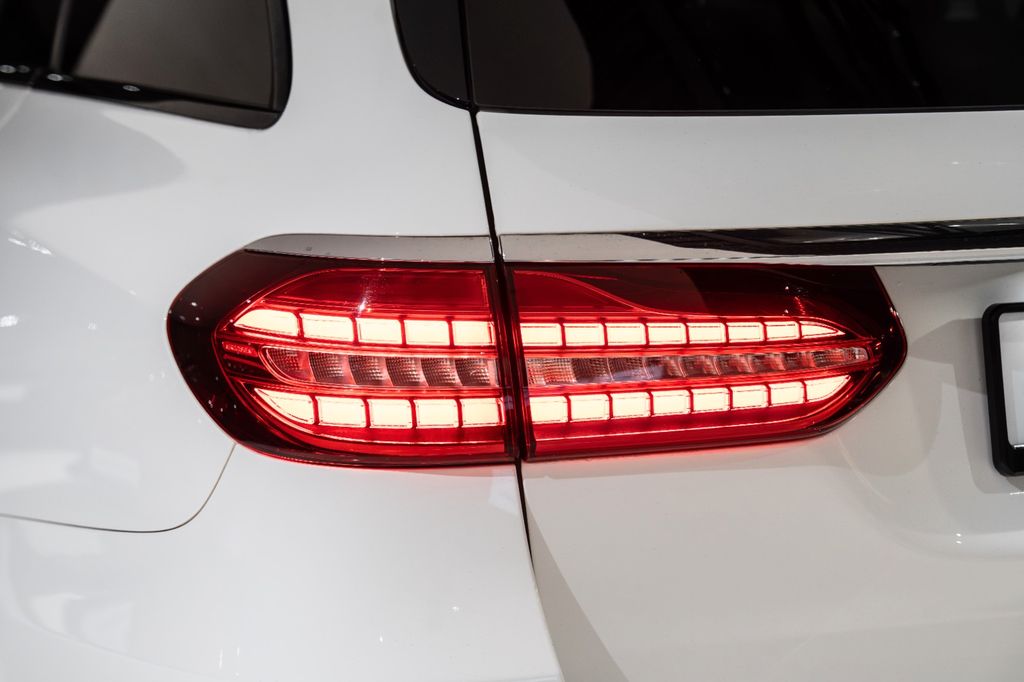 Mercedes-Benz E 400 2021