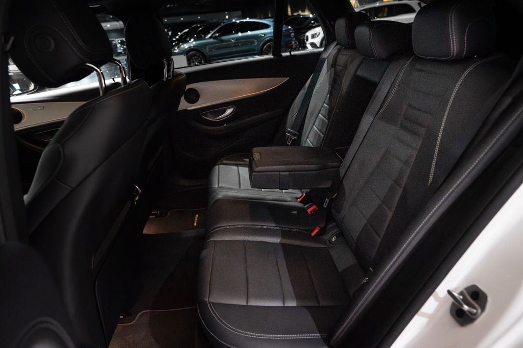 Mercedes-Benz E 400 2021
