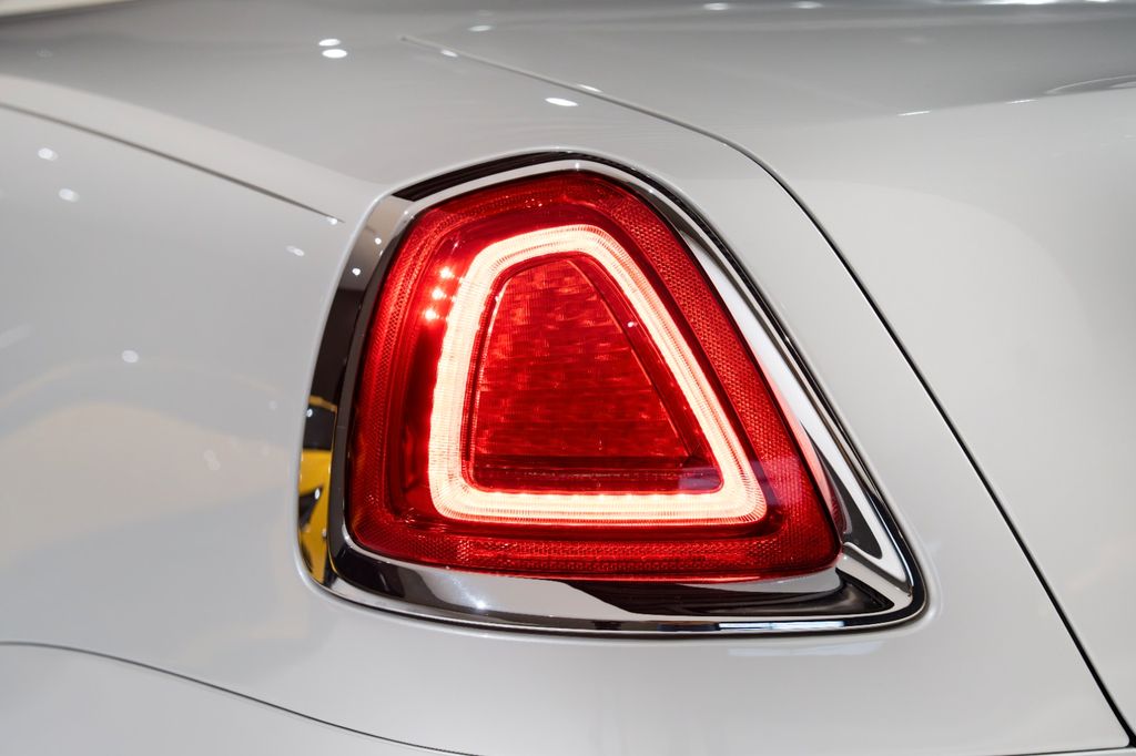 Rolls-Royce Dawn 2016