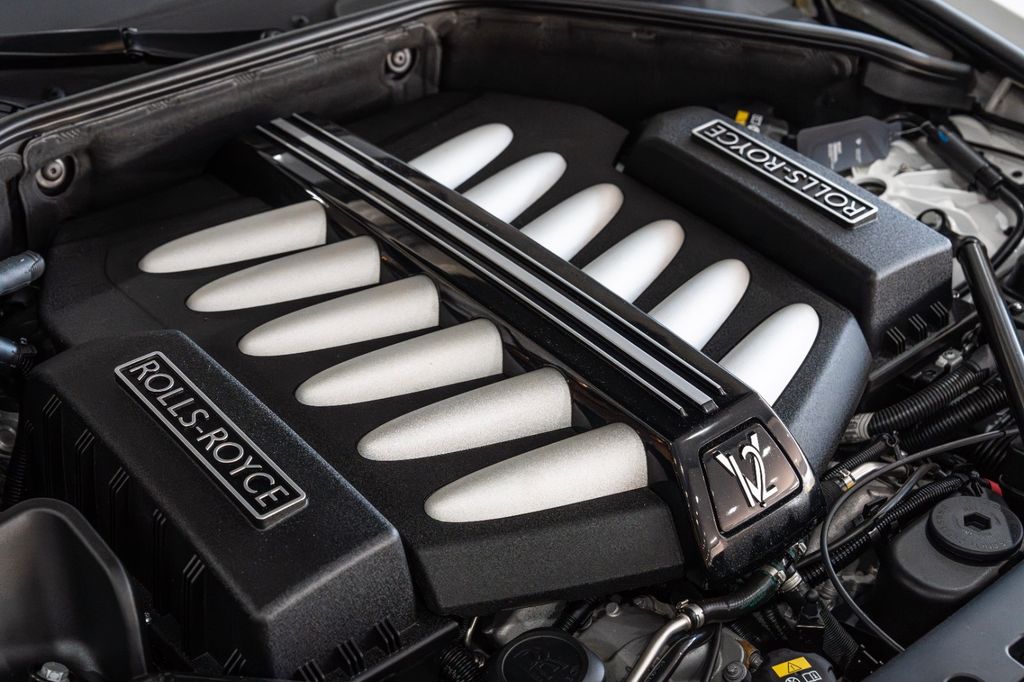 Rolls-Royce Dawn 2016