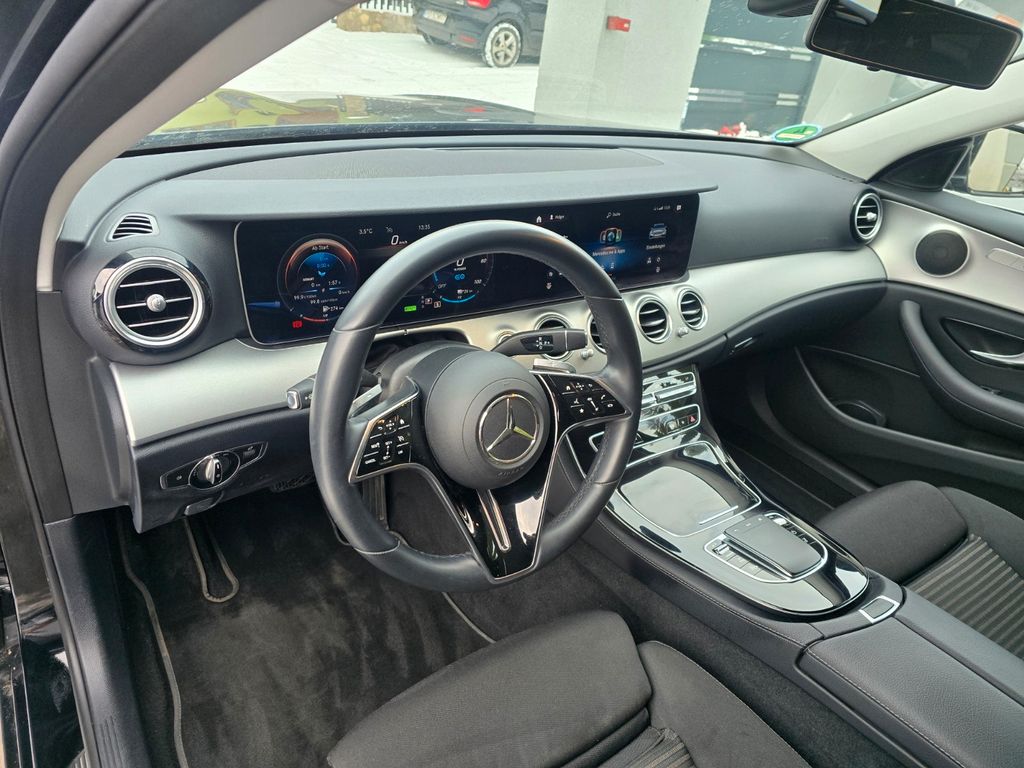 Mercedes-Benz E 300 2022