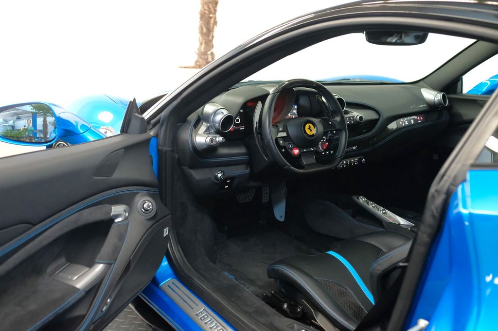 Ferrari F8 2019