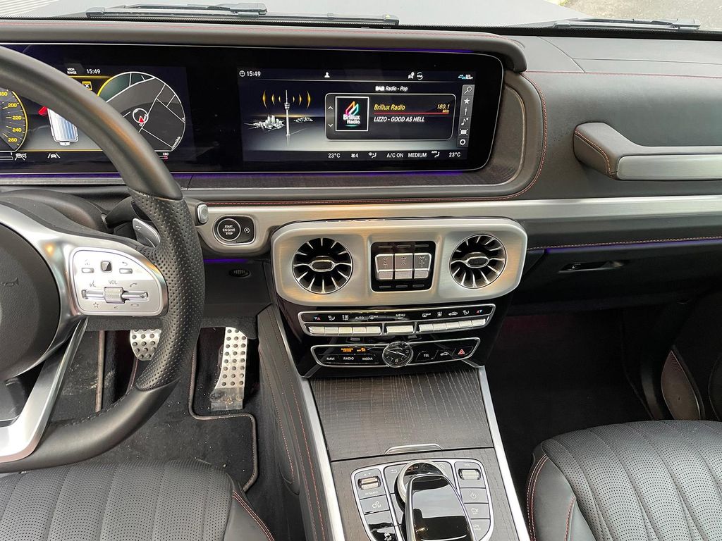 Mercedes-Benz G 400 2022