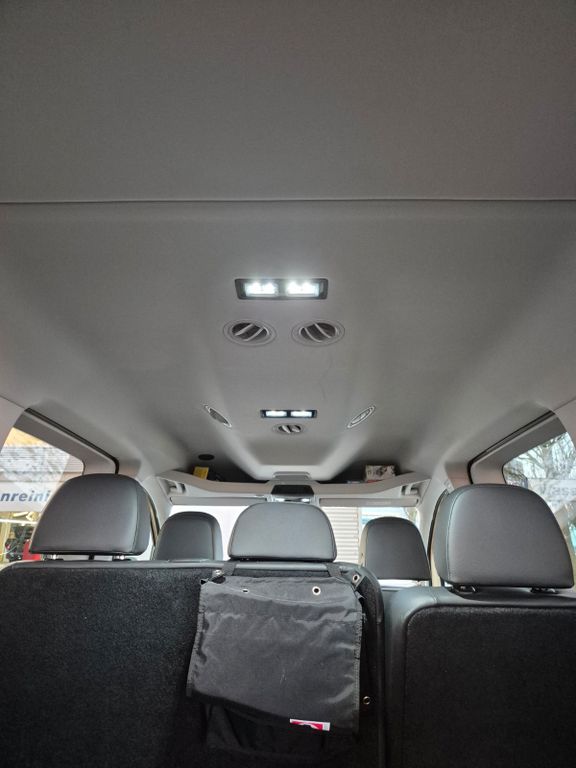 Volkswagen Caddy Maxi 2023