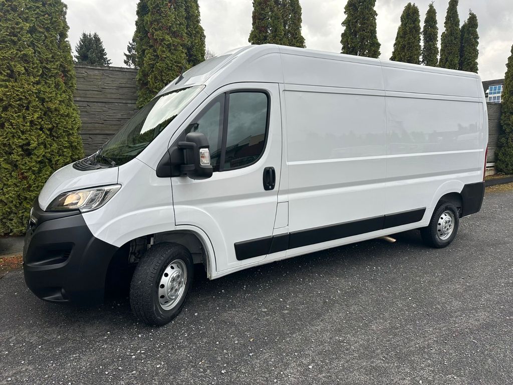 Opel Movano 2022
