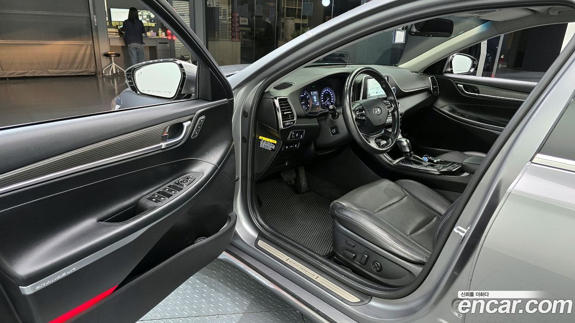 Hyundai Grandeur 2017