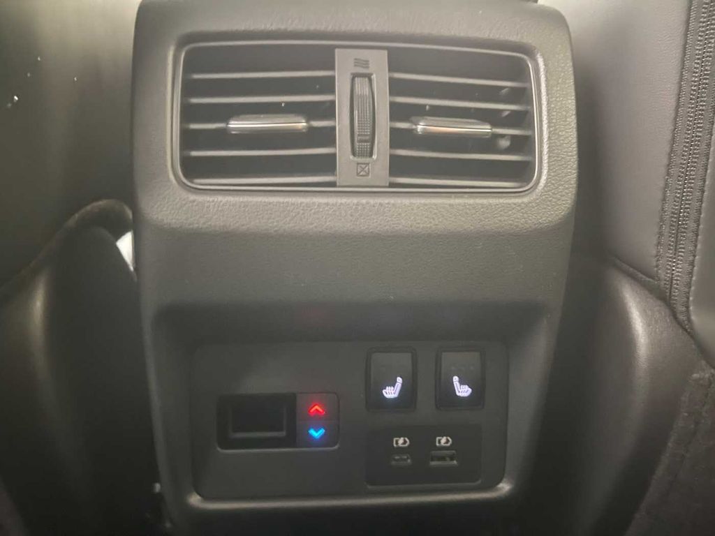 Nissan X-Trail 2025