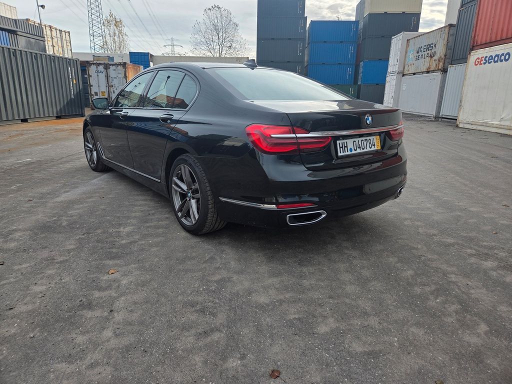 BMW 730 2018