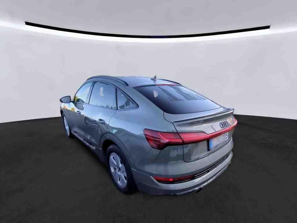 Audi e-tron 2022