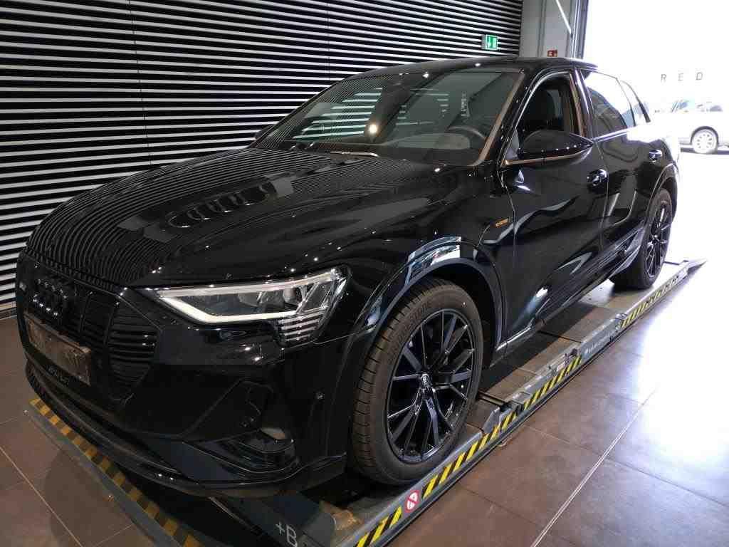 Audi e-tron 2022