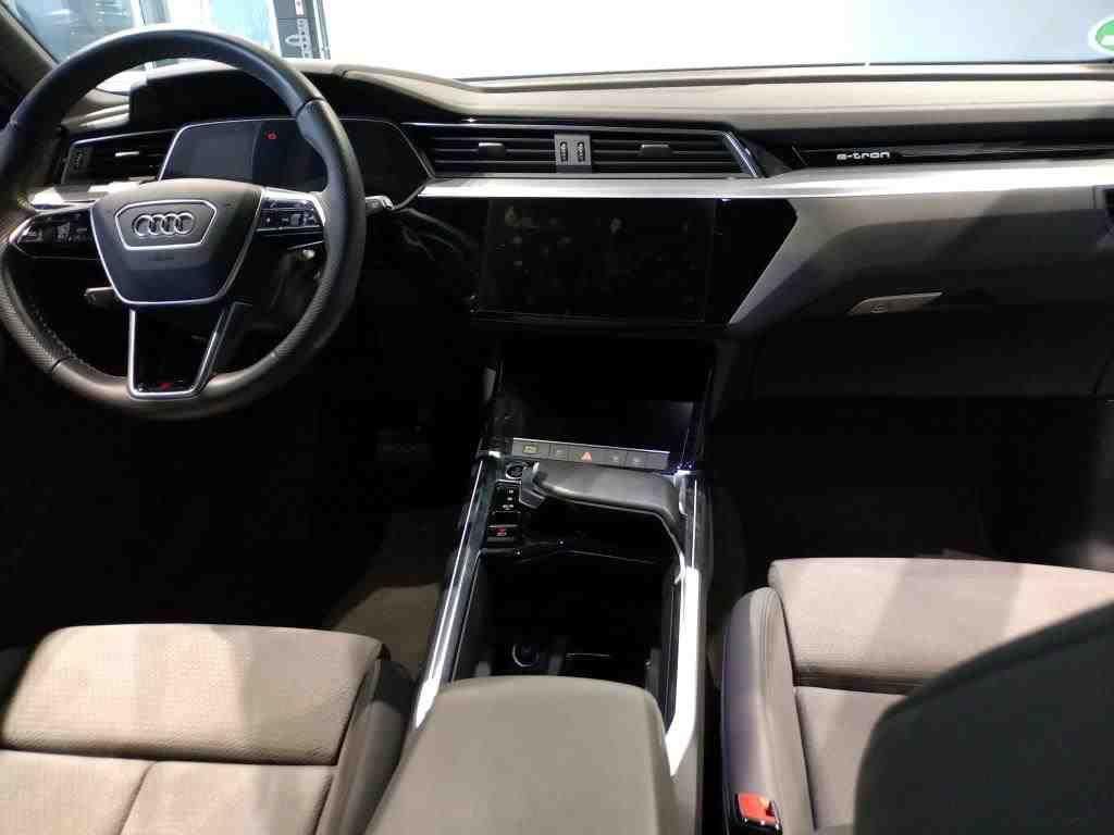 Audi e-tron 2022
