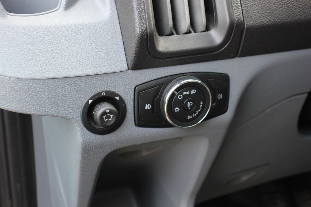 Ford Transit 2019