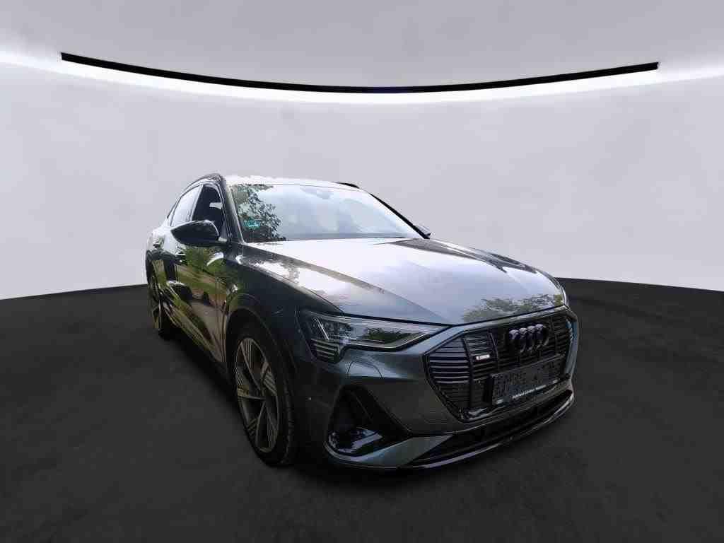 Audi e-tron 2022