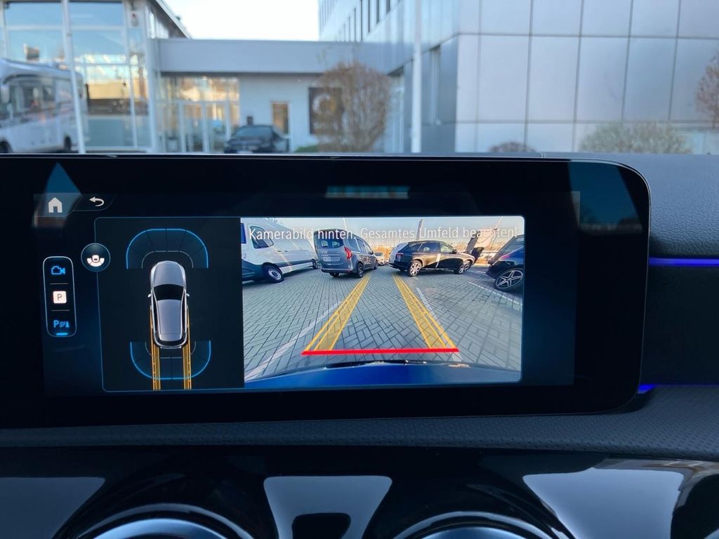 Mercedes-Benz A 200 2025