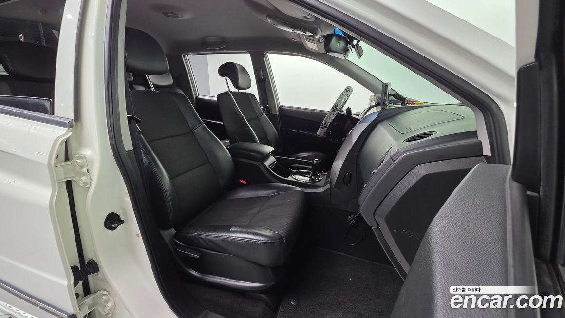 KG_Mobility_Ssangyong KORANDO 2012