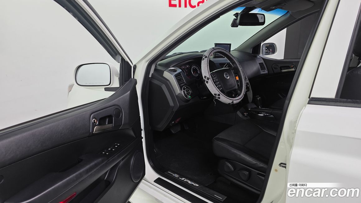 KG_Mobility_Ssangyong KORANDO 2012