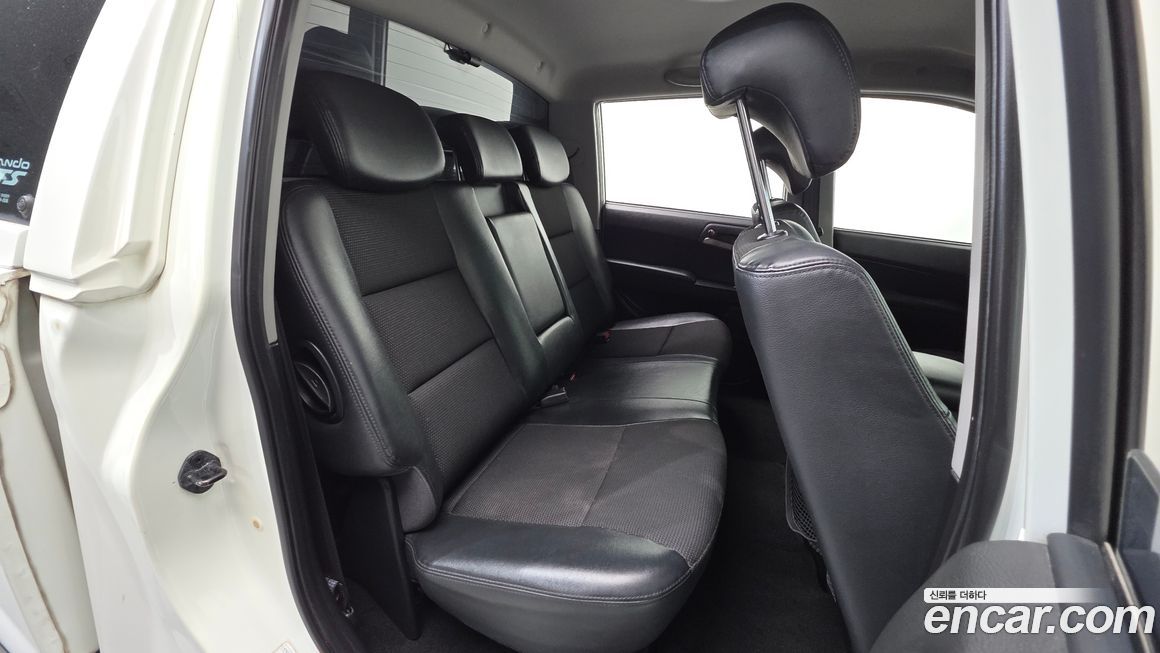 KG_Mobility_Ssangyong KORANDO 2012