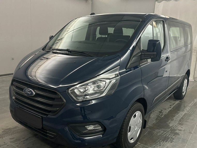 Ford Tourneo Custom 2021