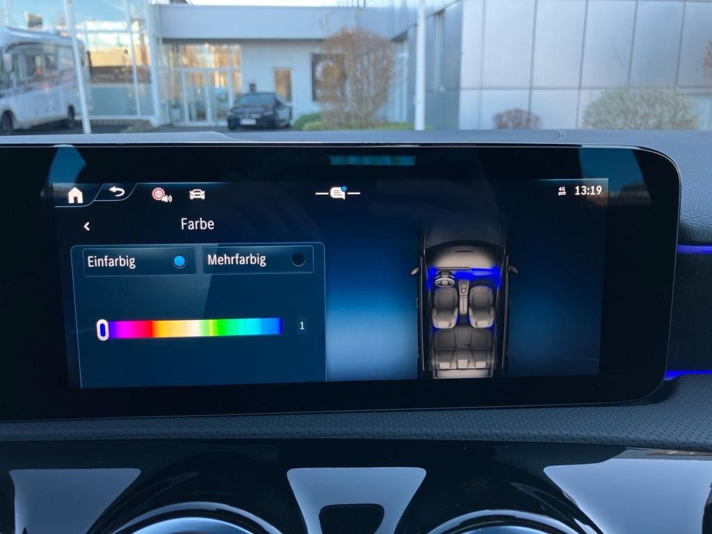 Mercedes-Benz A 200 2025