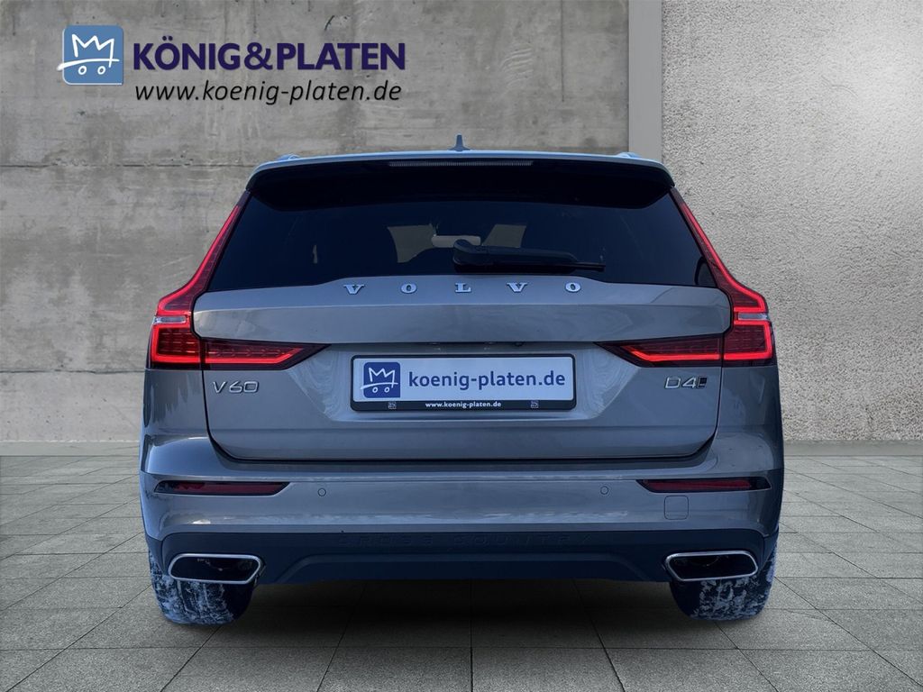 Volvo V60 Cross Country 2021