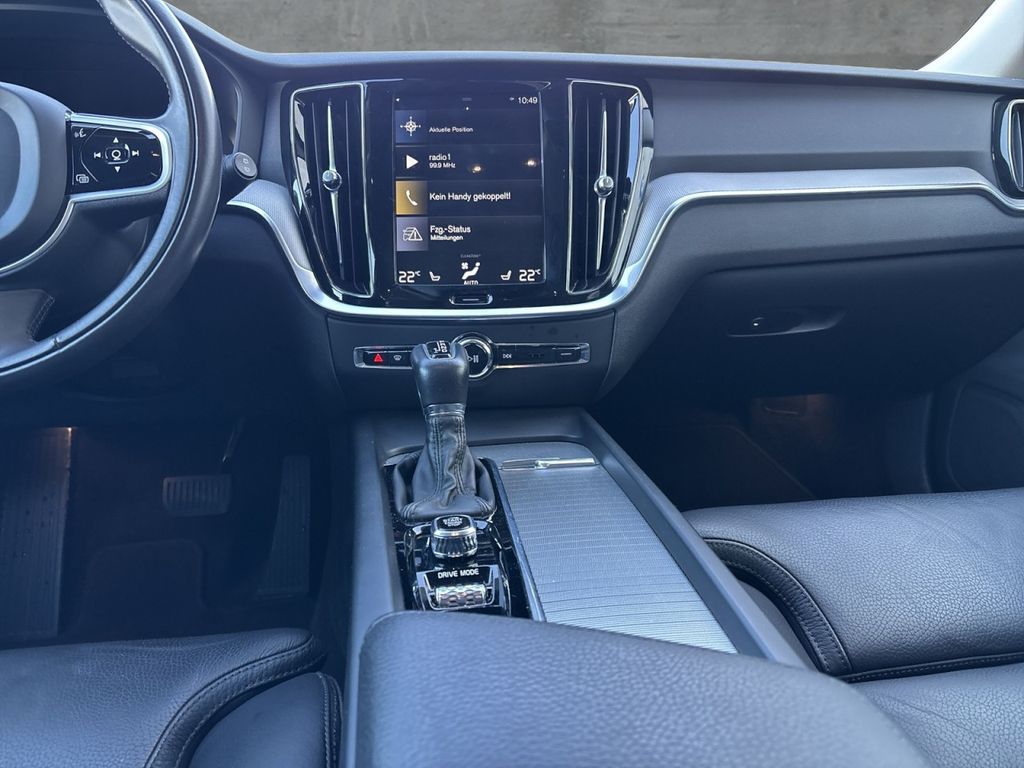 Volvo V60 Cross Country 2021