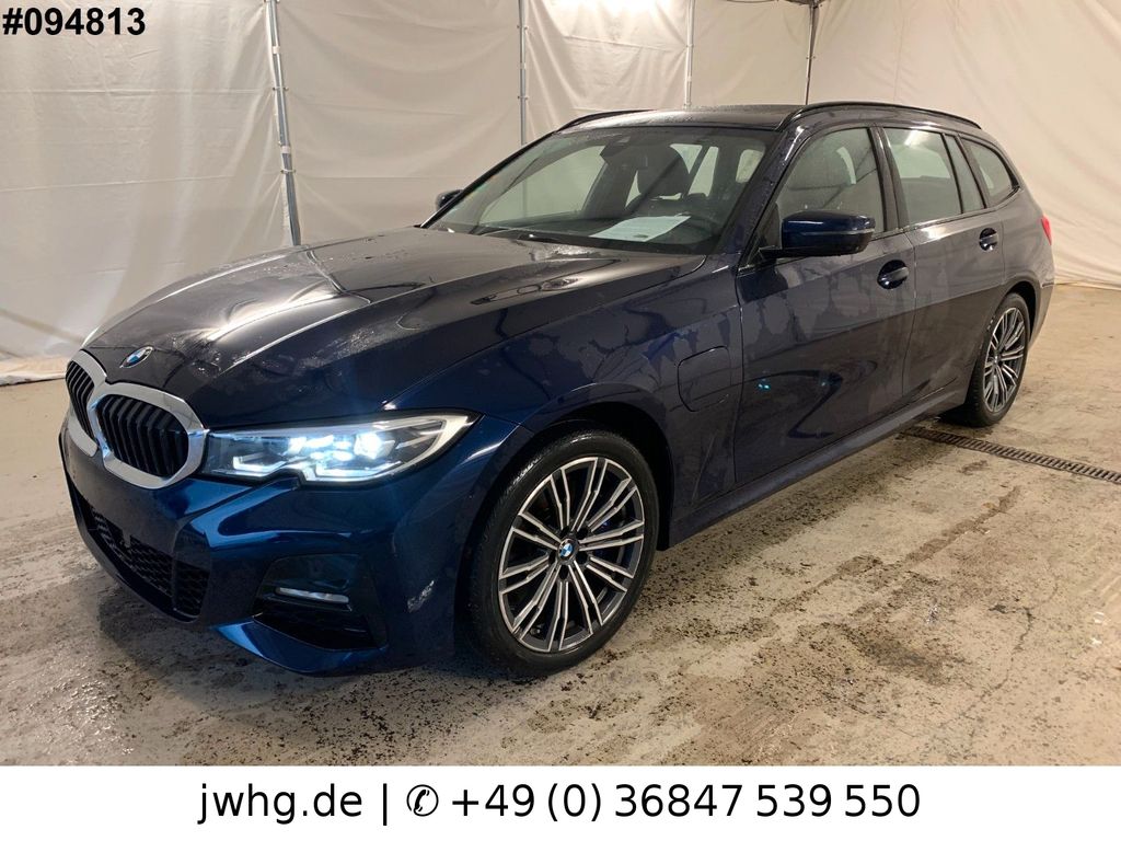BMW 330 2021