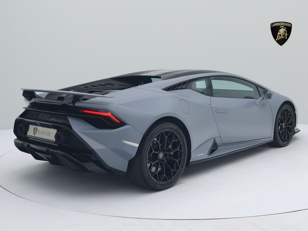 Lamborghini Huracán 2024