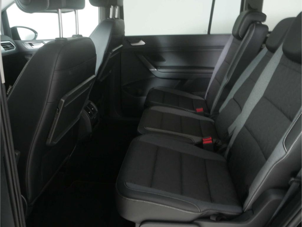 Volkswagen Touran 2025