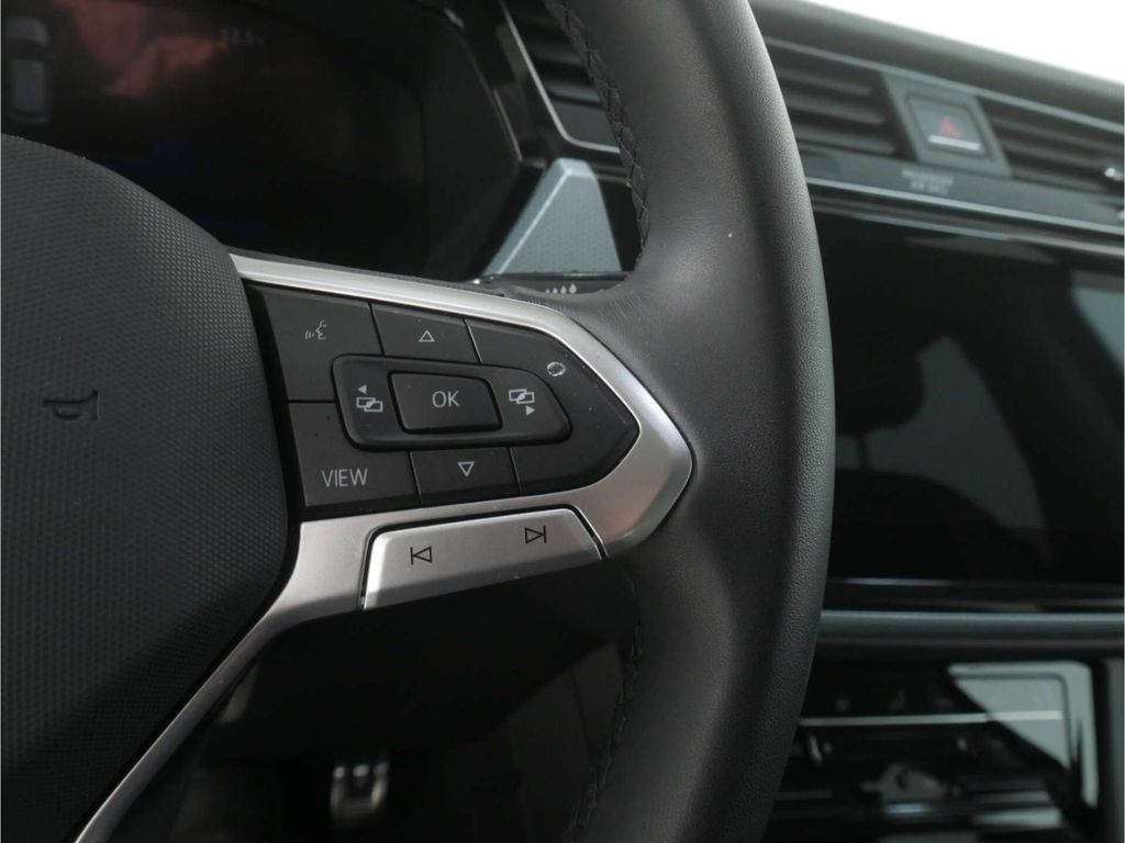 Volkswagen Touran 2025