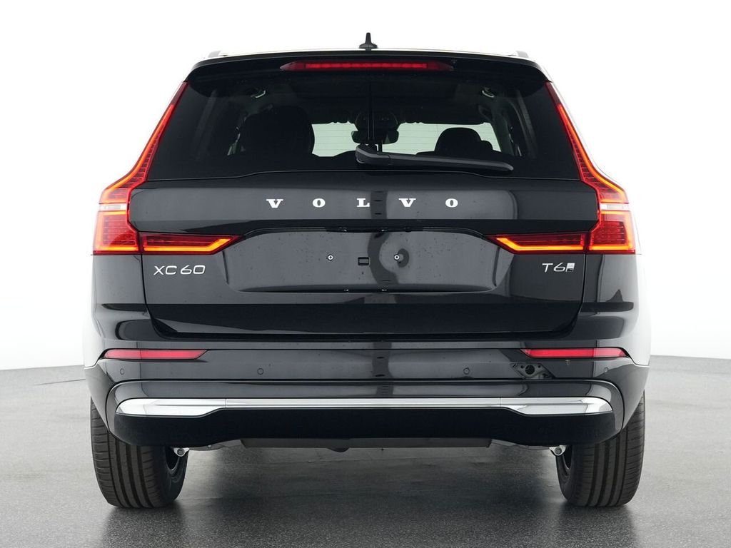 Volvo XC60 2025