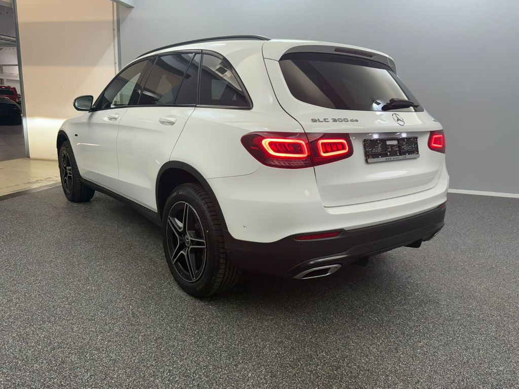 Mercedes-Benz GLC 300 2020
