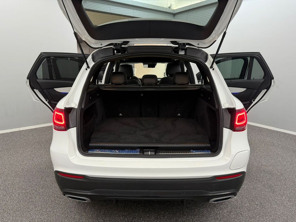 Mercedes-Benz GLC 300 2020