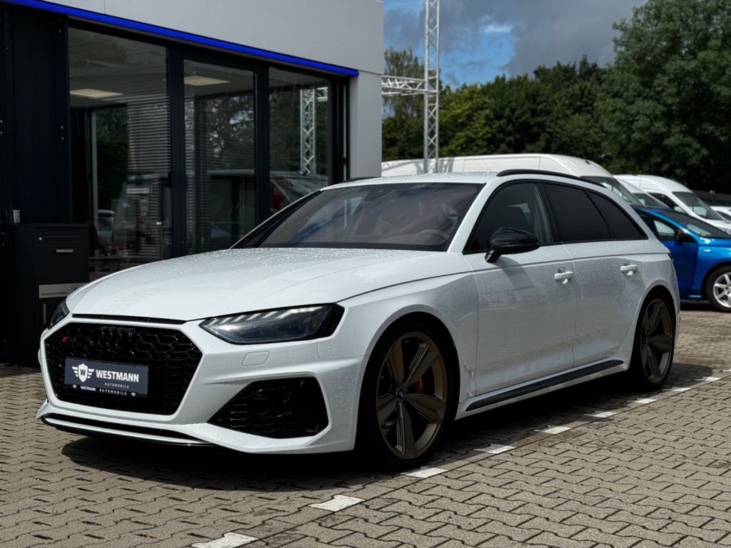Audi RS4 2022